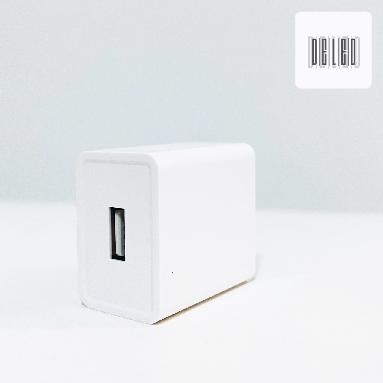Cubo Cargador / Adaptador de Corriente Entrada USB 2.0A W&Z VGA-101
