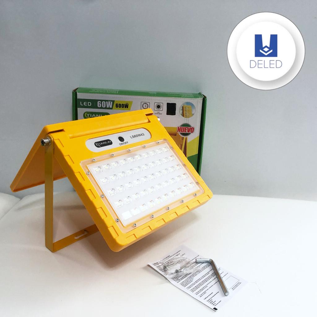 Lámpara LED / Luminaria LED Solar LEDS 60w Recargable TIANLAI LSW-48